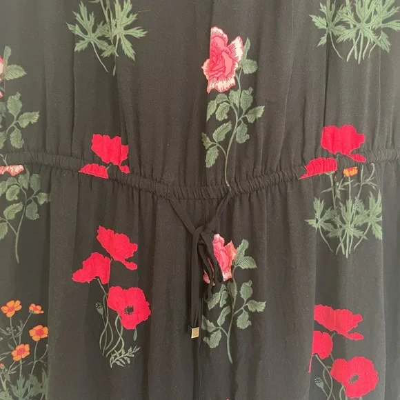 H&M poppy floral jumpsuit - Picture 3 of 6